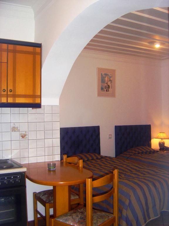 Kalimera Hotel Poros Town エクステリア 写真