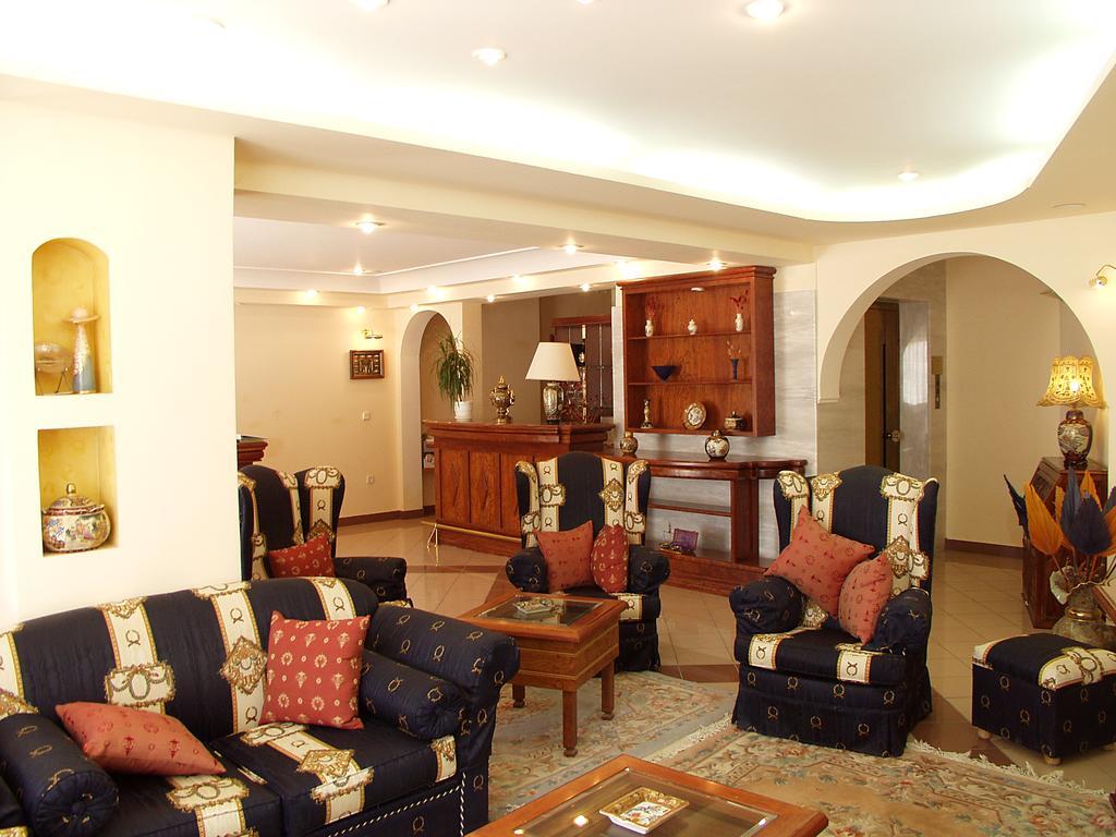 Kalimera Hotel Poros Town エクステリア 写真