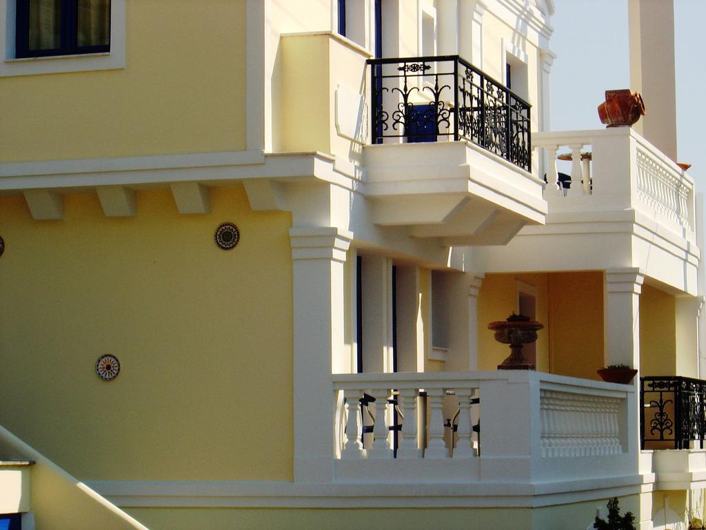 Kalimera Hotel Poros Town エクステリア 写真