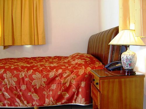 Kalimera Hotel Poros Town エクステリア 写真