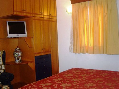 Kalimera Hotel Poros Town エクステリア 写真