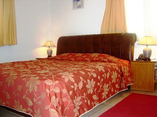 Kalimera Hotel Poros Town エクステリア 写真
